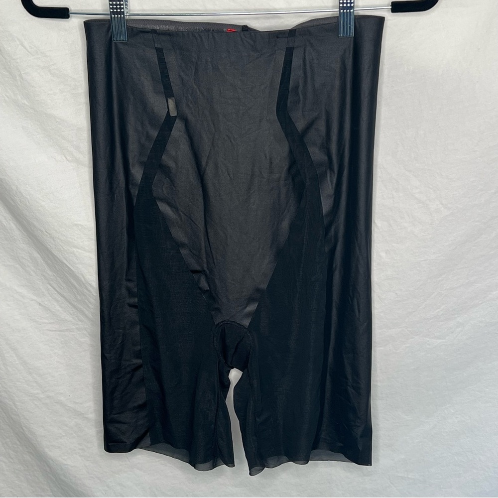 Spanx Black High Waist Haute Contour Shorts Women’s Sz XL Shapewear Slimming